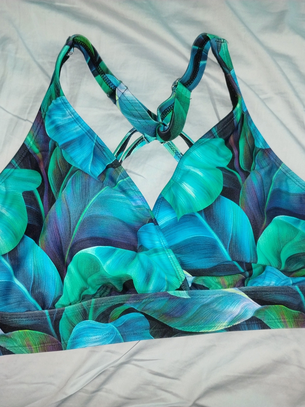 Leaf-Print Sports Bra in Teal & Turquoise